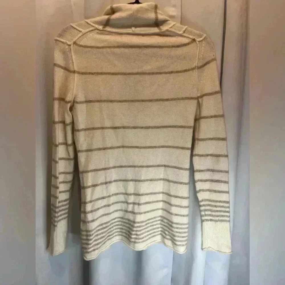 Banana Republic Cardigan Small, Lambswool cashmere blend - Picture 4 of 6